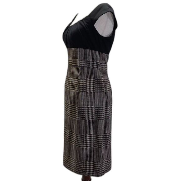 London Times Black and Grey Houndstooth Plaid Cap Sleeve Midi Dress Size 8 - Picture 6 of 13